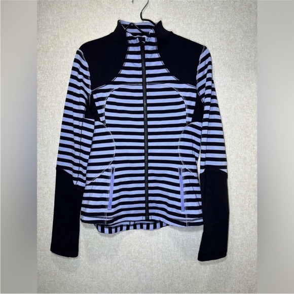 lululemon athletica Jackets & Blazers - Lululemon Forme Jacket Sea Stripe Polar Haze And Black Yoga Running Size 10